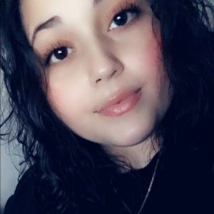 Meet your Posher, Marcella